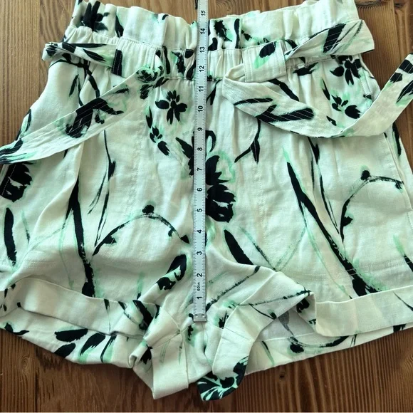 Tanya Taylor Linen Blend Belted Floral Shorts - Picture 8 of 9